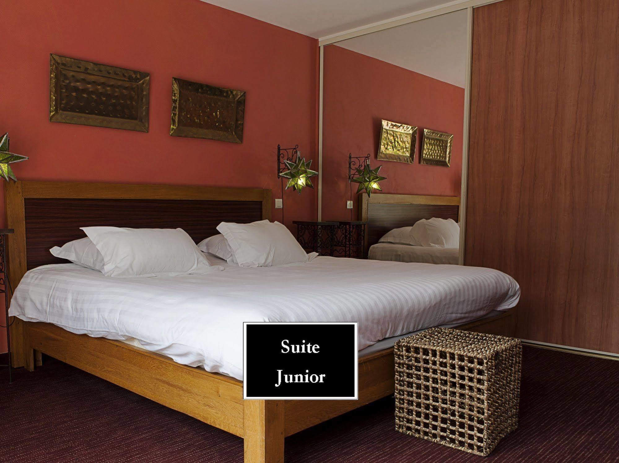 Hotel La Gentilhommiere Нюи-Сен-Жорж Екстериор снимка