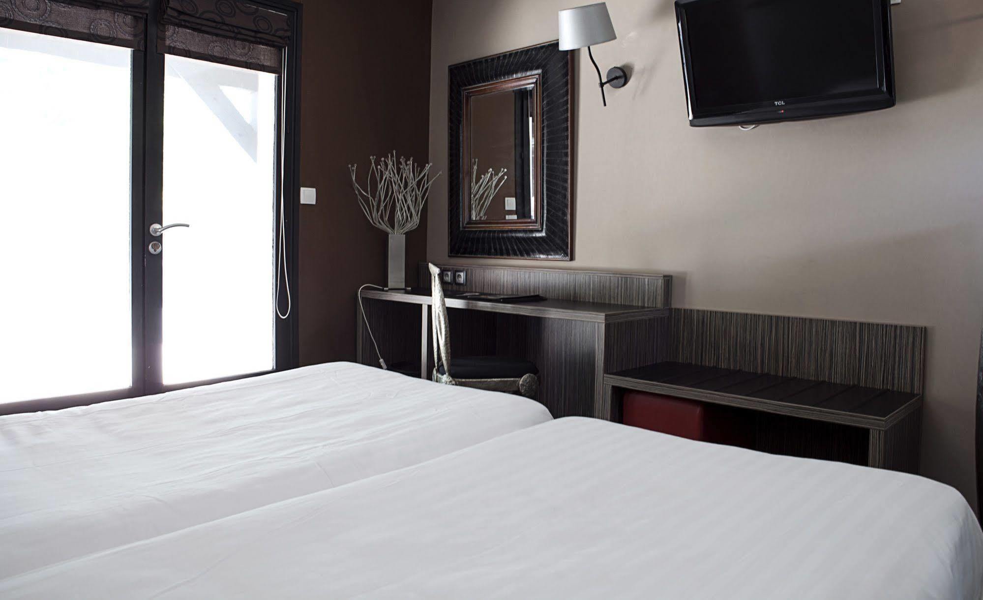Hotel La Gentilhommiere Нюи-Сен-Жорж Екстериор снимка