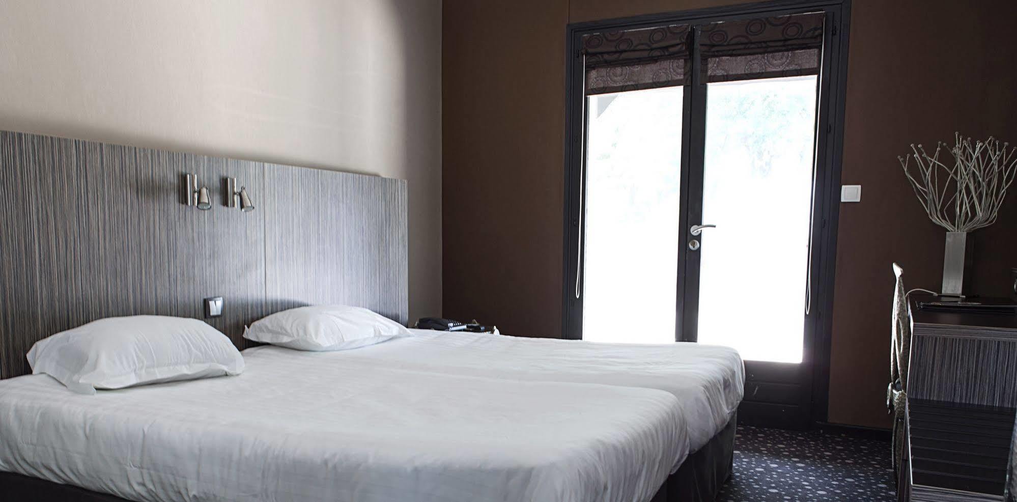 Hotel La Gentilhommiere Нюи-Сен-Жорж Екстериор снимка